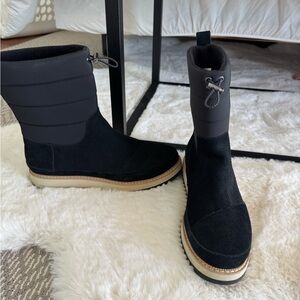 Toms Black Suede Boots